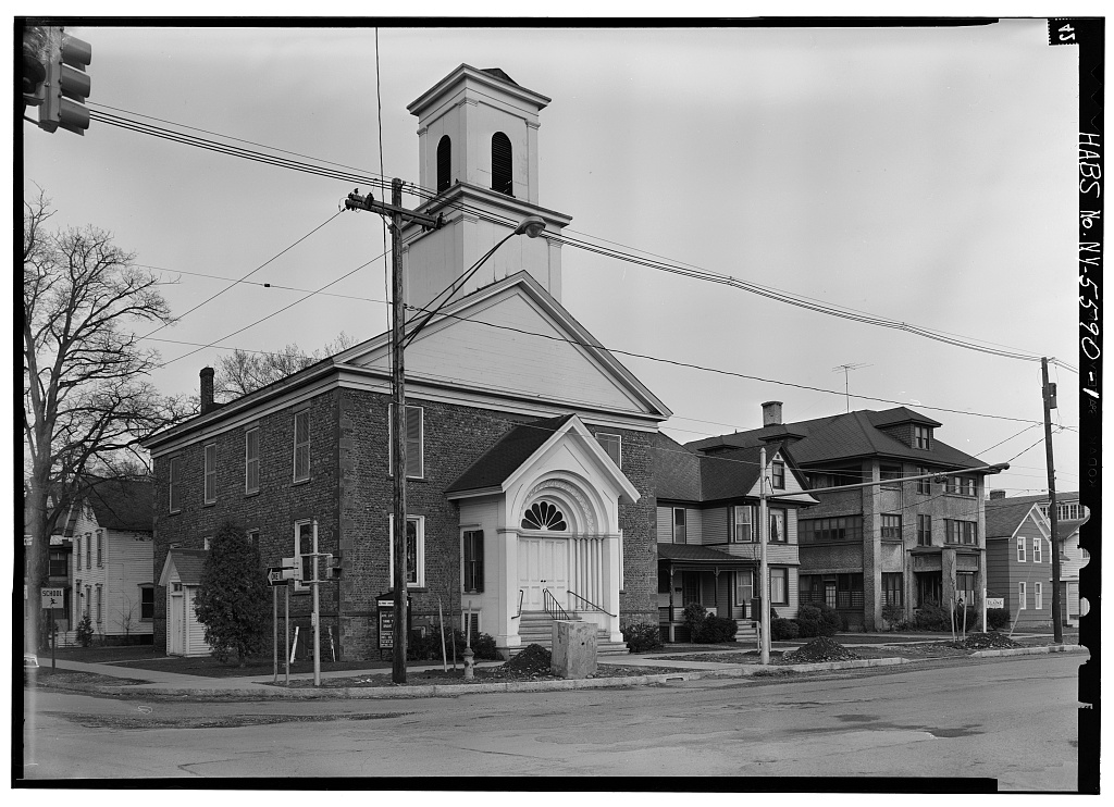 115600pv N Side W Front